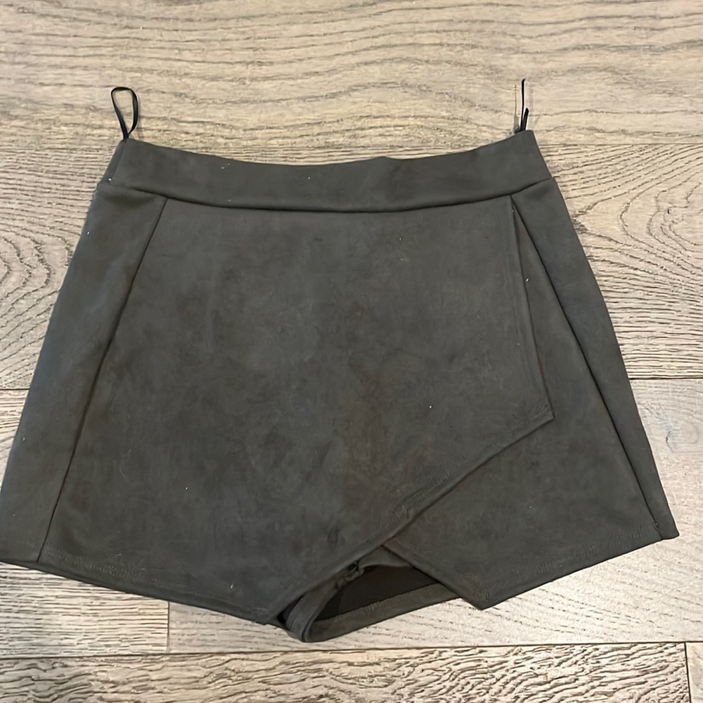 Lovely Day Velvet Skirt size M
